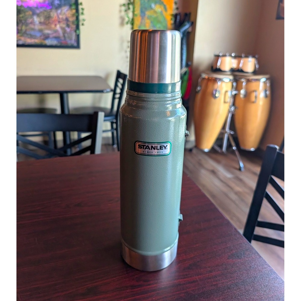 Stanley 1.1 qt Stainless Steel Insulated Vacuum Flask Twist Lid Green Vintage